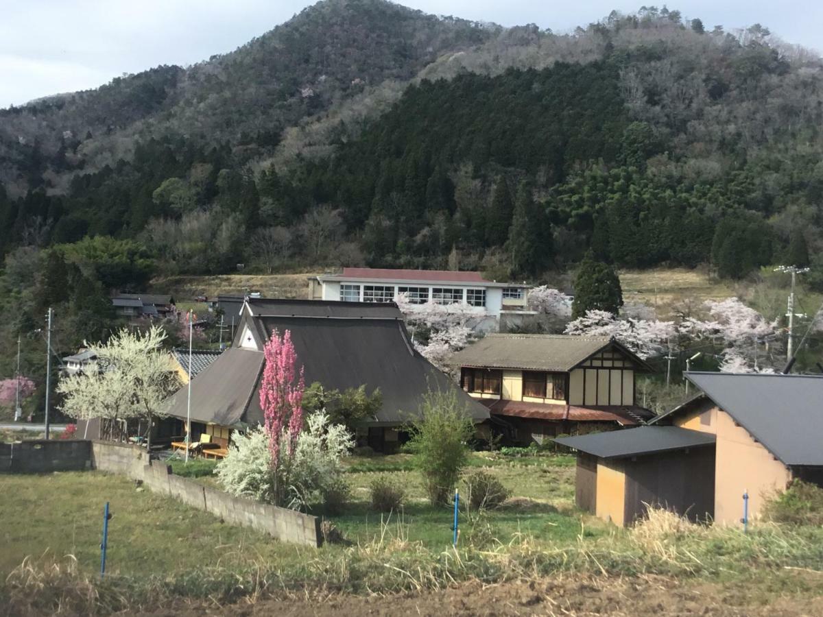 古民家の宿 ふるま家 Furumaya House Gastronomic Farmstay In Deep Kyoto Fukuchiyama Buitenkant foto